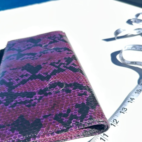 White House Black Market Purple Snakeskin Clutch Evening Bag - Picture 14 of 14